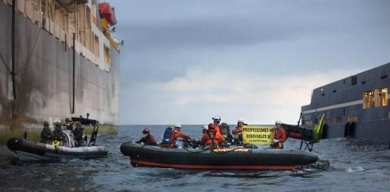 El Gobierno justifica poner en peligro la vida de ecologistas en la defensa del interés nacional