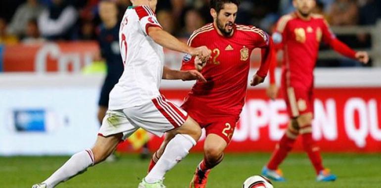 Isco lidera a España en el 3-0 a Bielorrusia