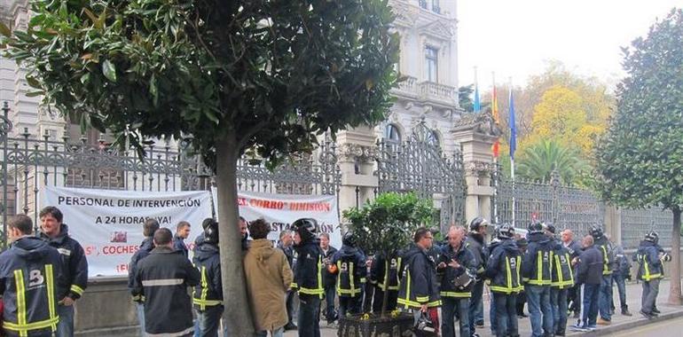 El comité de Bomberos de Asturias reclama la dimisión del gerente del servicio