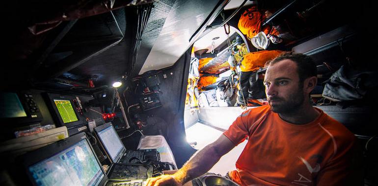 #Volvo #Ocean #Race: La flota se adentra en el estrecho de los petroleros