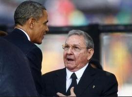 Obama y Raúl Castro acordaron el martes apertura de embajadas tras larga conversación