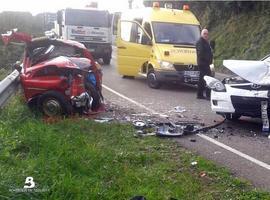 Un fallecido y 15 heridos en 36 accidentes en las carreteras asturianas