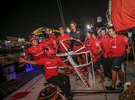 #Rafa #Nadal en Abu Dhabi para apoyar al equipo español en la Volvo Ocean Race