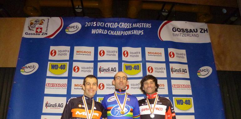 Un oro y dos bronces para los asturianos en el Mundo máster de #ciclocross 