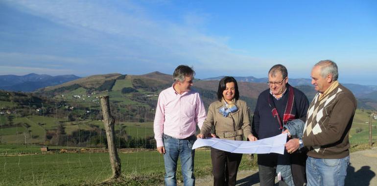 El Gobierno licita las mejoras de accesos a fincas de Ayones, en Valdés