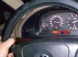 Denunciado búlgaro que colgó un vídeo en una red social conduciendo un vehículo a 240 km/h