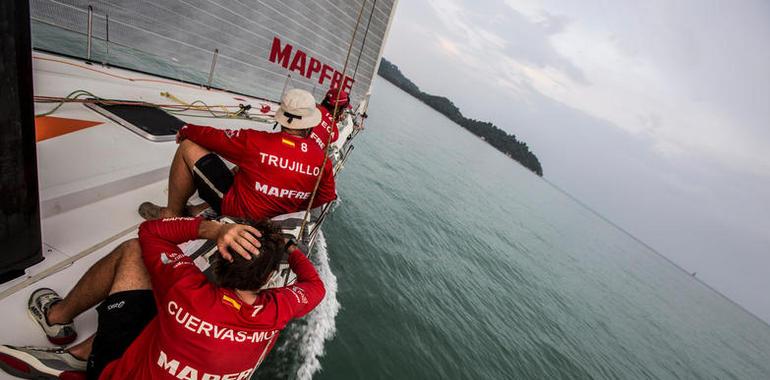 #Vela: Singapur se la juega a MAPFRE, y el Mar de China da un susto a Dongfeng