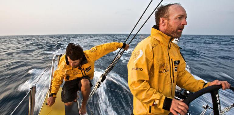 Volvo Ocean Race - Una batalla de seis a 48 horas para llegar a Sanya