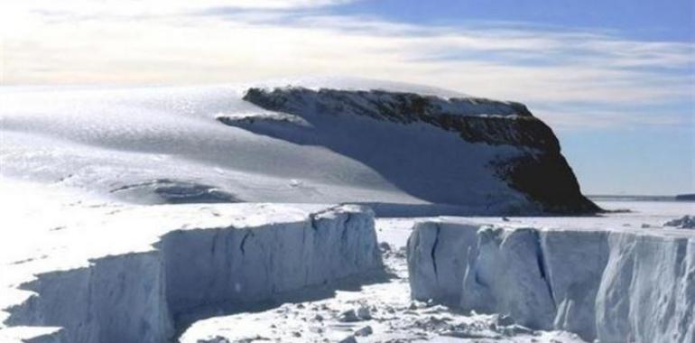 El calor del océanu derritel glaciar más grande de lAntártida oriental