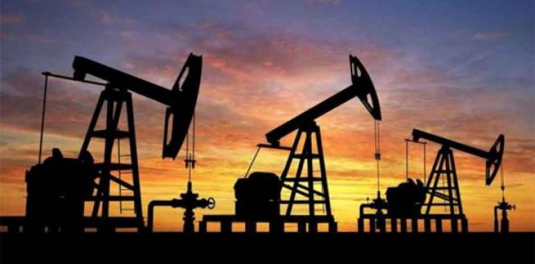 El precio del #petróleo se desploma en Nueva York y cae por debajo de los 45 dólares  