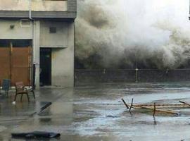 Alerta naranja por viento y olas de hasta 5 metros para hoy en Asturias