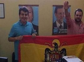 Dimiten el presidente y el tesorero de NNGG del PP por exhibir la bandera franquista