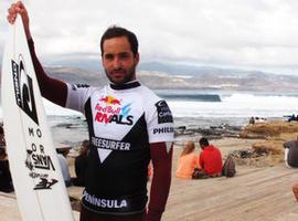 El surfista profesional Indar Unanue compartirá experiencias con el surf asturiano