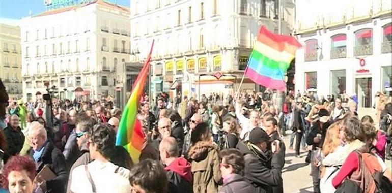 Metro de Madrid cesa al so responsable de Seguridá pol email contra los gais