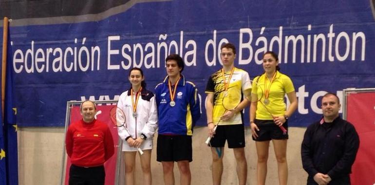 1 Oro y 2 Platas para el Club BAdminton Oviedo ponen Vetusta en lo mas alto del Europeo junior