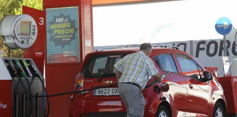 UGT y CCOO piden la prohibición de las gasolineras no atendidas con personal