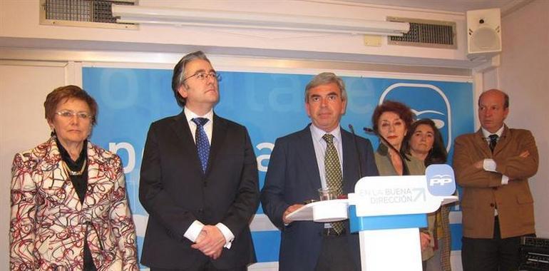 El PP de Gijón reclama a Rajoy que acabe con la chifladura de la antiestación 