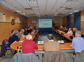 La Policía Nacional se reúne con 25 AA.VV. de Oviedo para informar de las ultimas medidas de seguridad 