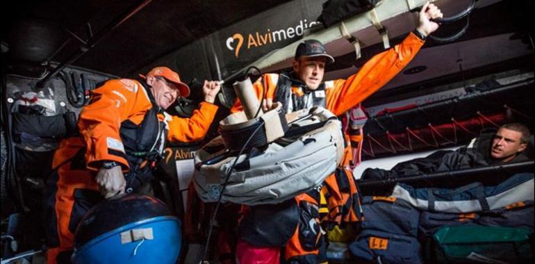 La flota de la Volvo Ocean Race colabora en el estudio del Océano Austral