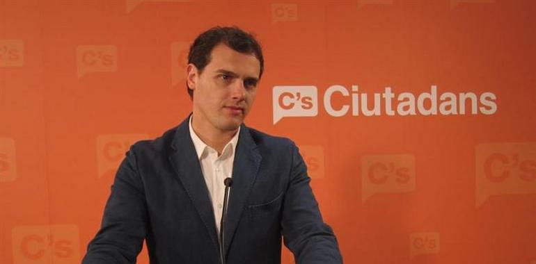 FORO rechaza que Ciudadanos cierre el AVE a Asturias para favorecer a Cataluña