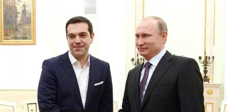 Primer toque a la UE de Grecia en su encuentro con Putin