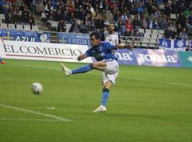 El Real Oviedo, con el ascenso a la vista