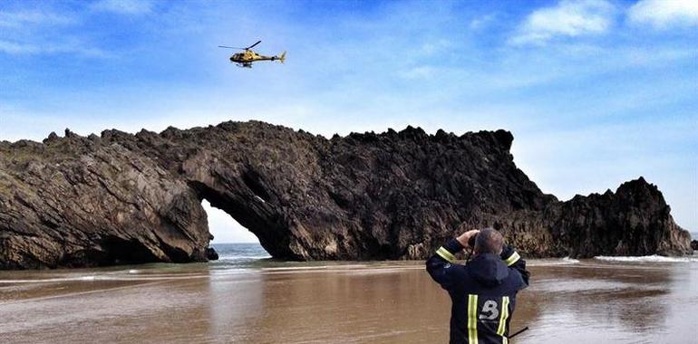 Localizado el cadáver del pescador arrastrado por un golpe de mar