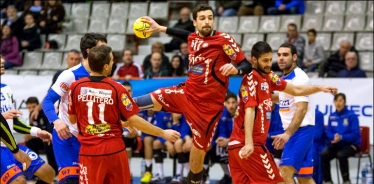 El Juanfersa Gijón disputa la jornada con el Balonmano Benidorm