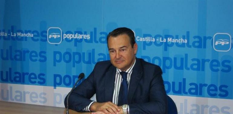 El PP aconseya al so voceru axuntu completar la so declaración de bienes