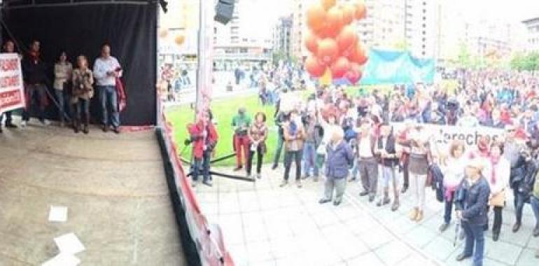 Miles de asturianos claman en Gijón contra el austericidio