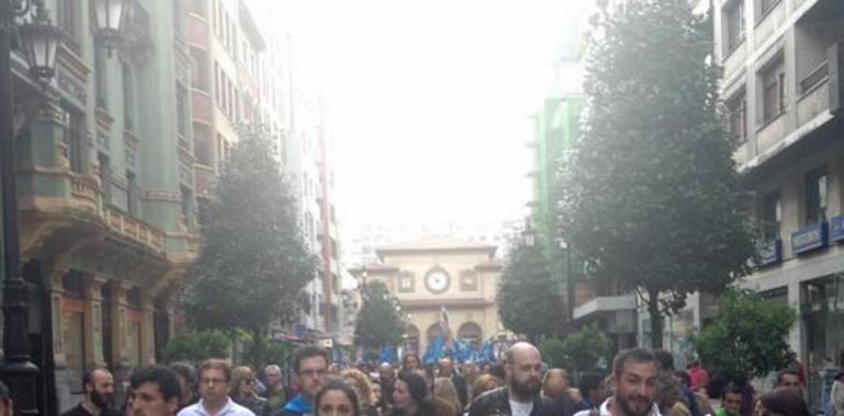 Marcha en Oviedo por la oficialidad de lengua asturiana