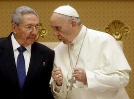 Reunión para la historia de Raúl Castro con el papa Francisco en el Vaticano