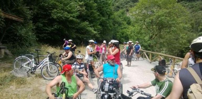 Jornada al aire libre de todos los asociados de Aspaym 