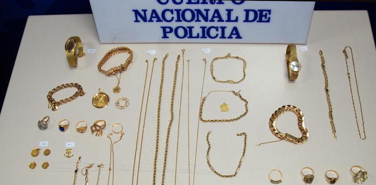 Recuperan joyas robadas a ancianos por una falsa empresa de venta a domicilio