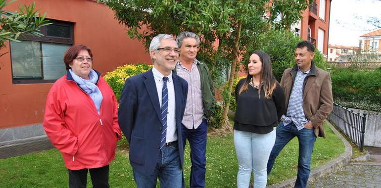 Llamazares considera que el “mostruoso” Plan General plasma la marbellización de Llanes