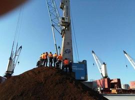 Retenida durante mas de una hora la descarga de un barco para Arcelor en El Musel