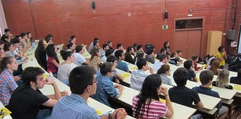 Cerca de 4.000 alumnos se enfrentan desde mañana a la PAU en la Universidad de Oviedo