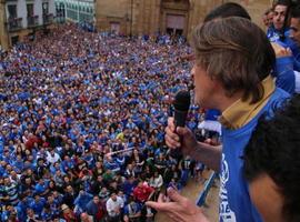 La euforia azul tiñó de nuevo el centro de Oviedo