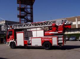 30 intoxicados en Oviedo por un incendio