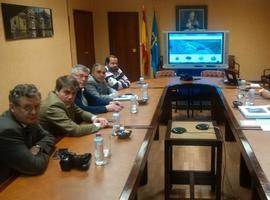 HUNOSA presenta el proyecto para organizar visitas en el Pozo Sotón a los empresarios turísticos