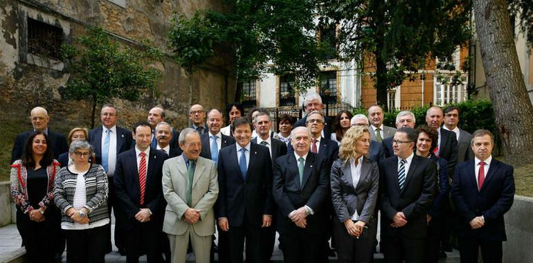 #Uniovi entra en la ejecutiva de la Conferencia de Rectores del Sudoeste Europeo, Crusoe