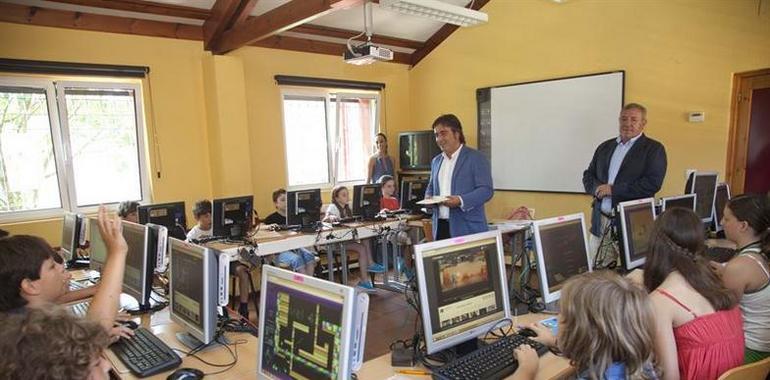 Las nuevas tecnologías se imponen en las actividades extraescolares en Asturias