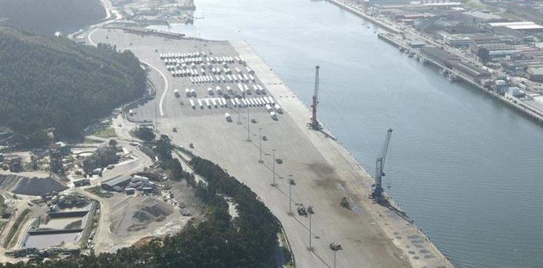 La Ría de Avilés estrena muelle