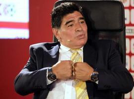  Diego Maradona se postula a la presidencia de la FIFA 