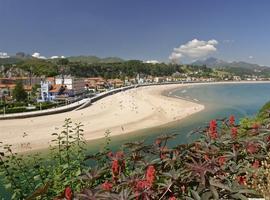 La playa de Ribadesella, entre las más queridas online de España