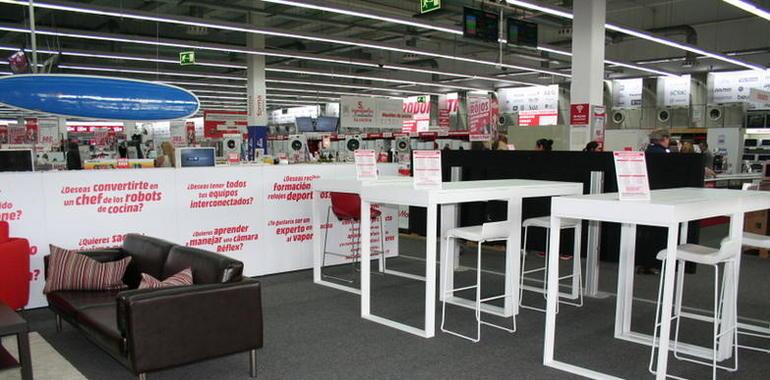 Media Markt Siero ofrece talleres tecnológicos a sus clientes