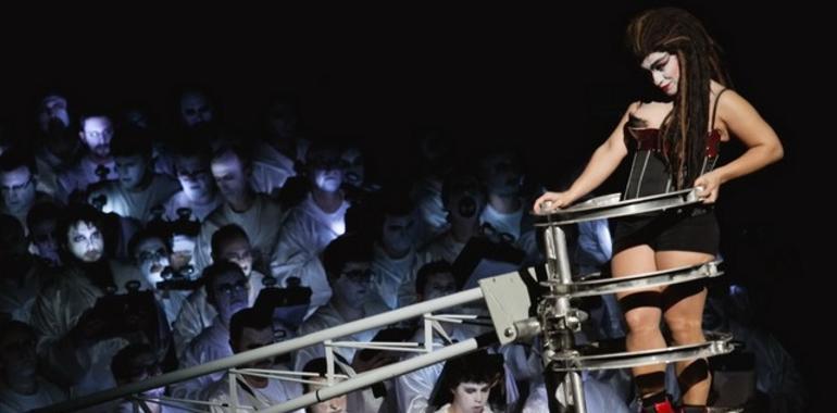 Beatriz Díaz se estrena en Macedonia con «Carmina Burana»