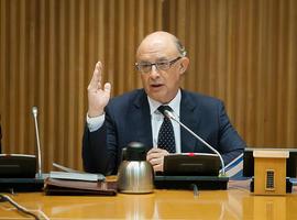 Montoro carga sobre los nuevos gobiernos autonómicos el mayor peso del objetivo de déficit