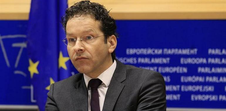 Dijsselbloem tacha de "meticulosa" la propuesta de reformes de Grecia