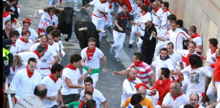 Un joven de Oviedo lesionado en el sexto encierro de San Fermín